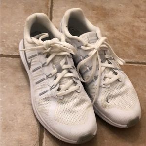 Nike white tennis shoes